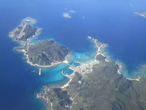 上空から見た慶良間諸島