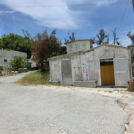 アンチ浜の更衣室・シャワー