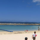 施設護岸に守られている遊泳区域