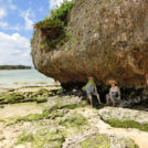 素敵なスポット「岩の下」